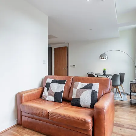 Modern Apartment London