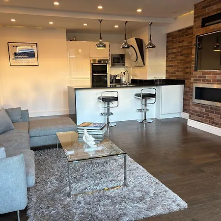 Apartment Estatesmen Selfridges Oxford Street *
