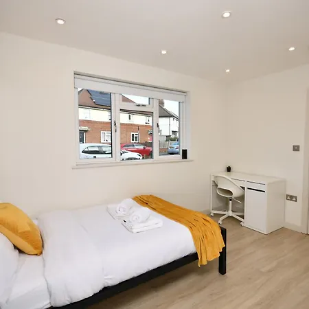 Guest house Morden Stratford 1 With Shared Bathroom