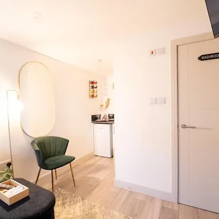 Flat In Thornton Heath