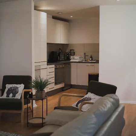 Luxury 2 Bedroom Penthouse With Thrilling Waterfront And Views, Canary Wharf Lägenhet *