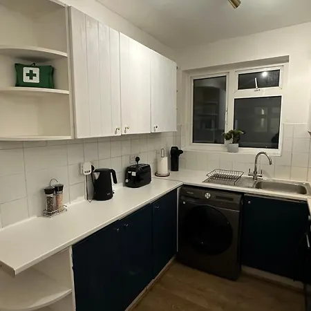 The Snug Nest - Modern 2 Bedroom Apartamento Belvedere