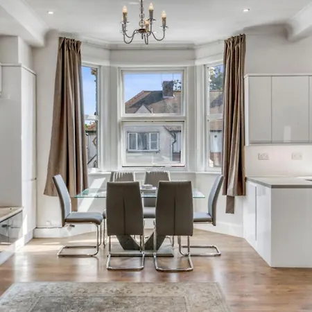 Apartment Beautiful In North London