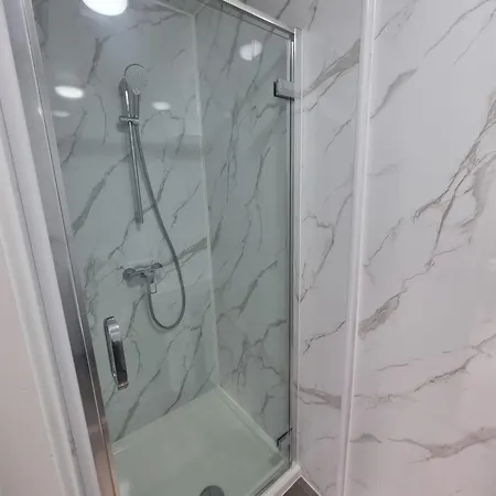 Homestay 12 Torver Road, Ha1 1tq