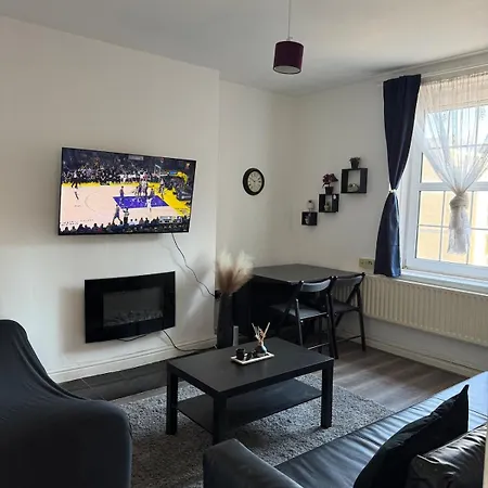 Apartment Modern Flat Overlooking Shoreditch London