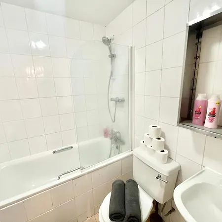 In Paddington Guest house *