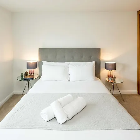 Stylish 1b Flat Near Tower Bridge London