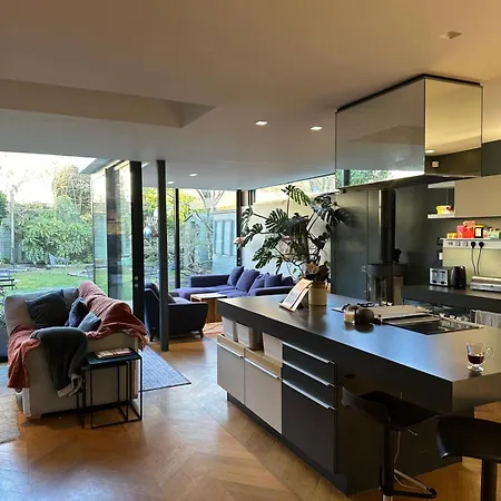 Holiday home Richmond Park House Stunning Architect Designed *