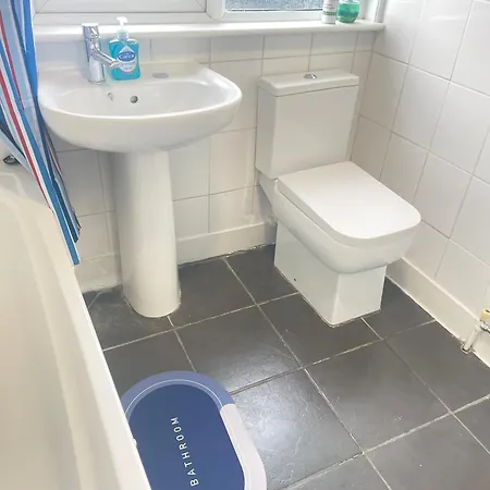 Onsitestays - 3 Bedroom House Near Tottenham Hale
