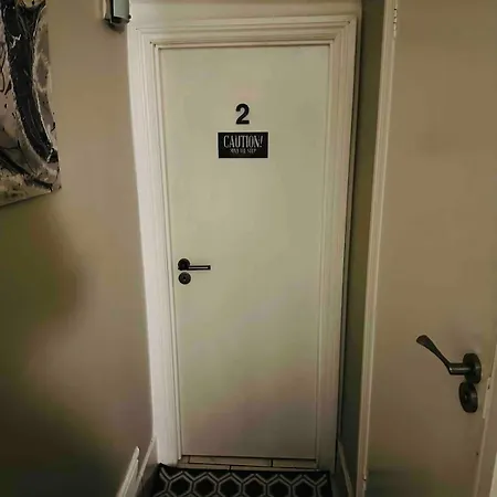 Stylish Unit, Heart Of Bayswater * London