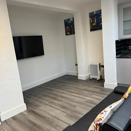 Holiday home Big & Spacious 5 Bedroom House In London Plumstead (Greater London)
