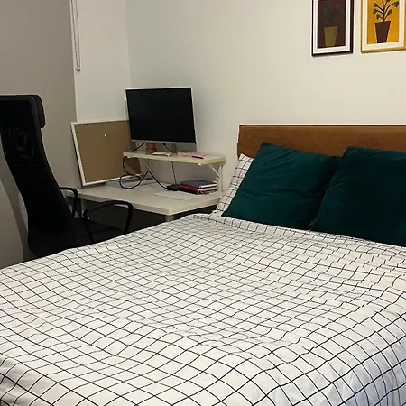 Adlay Residency * London