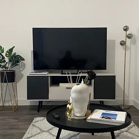 Apartment Adlay Residency *