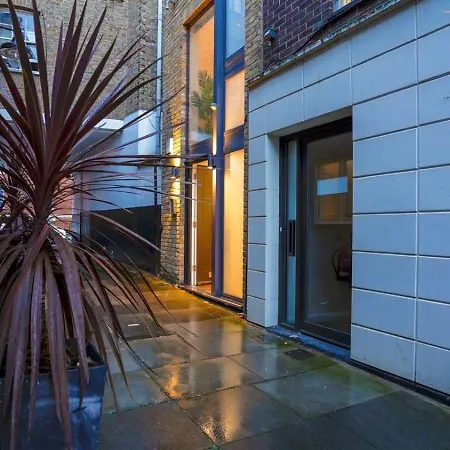 Hyde Park & Oxford Street Elegant House 2br 2ba London