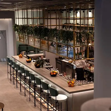 Yotel Hotel