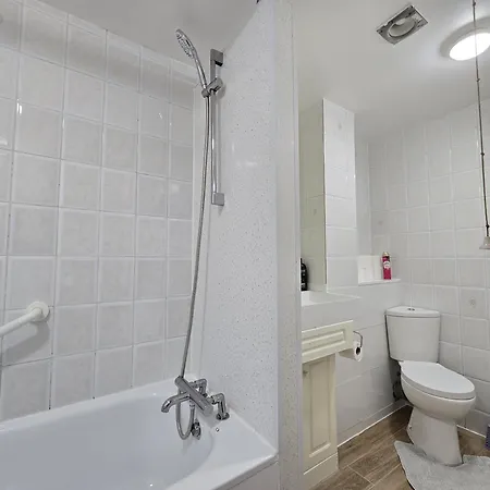 Marylebone Grendon *