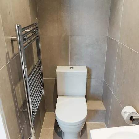Access Brick Lane Apartment *
