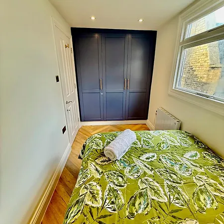Central, Modern, Westfield, Close To Tube Station *