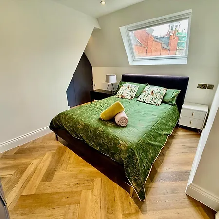 Apartmán Central, Modern, Westfield, Close To Tube Station Londýn