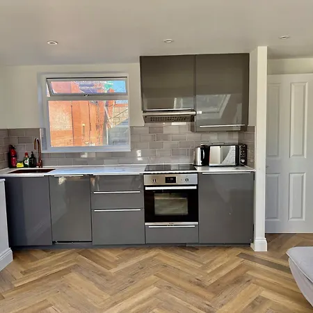 Central, Modern, Westfield, Close To Tube Station Apartment London