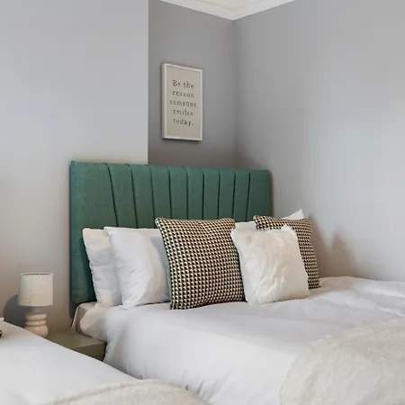Wembley Haven - 2 Bdr - Sleeps 9 Apartman