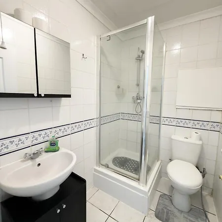 Apartment Cozy - Minutes Walk To Oxford Street London