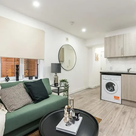 Convenient Family Flat-stylish Unique