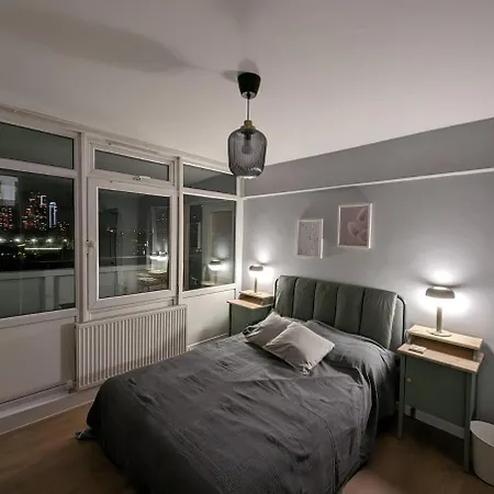 Panoramic View Two-bedroom Flat