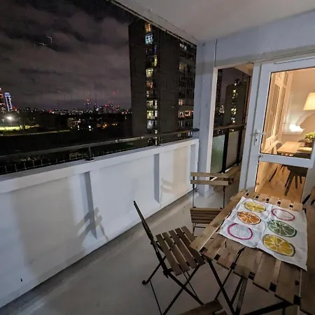 Panoramic View Two-bedroom Flat Apartment
