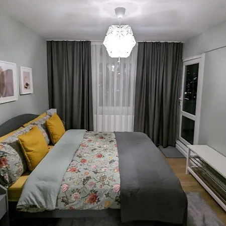 Panoramic View Two-bedroom Flat