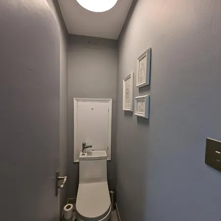 Panoramic View Two-bedroom Flat Apartment *