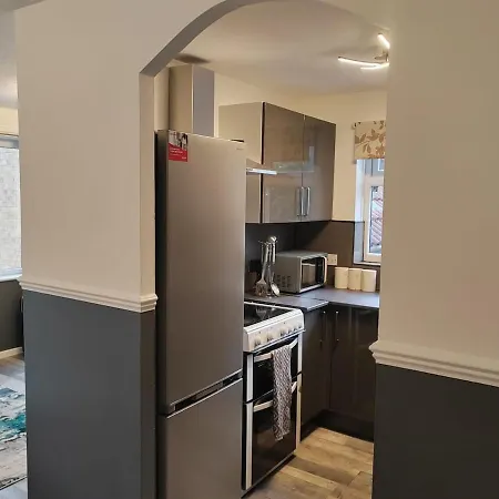 Domasi Flat In New Cross Apartment