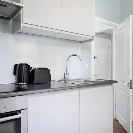 Kensington Modern *