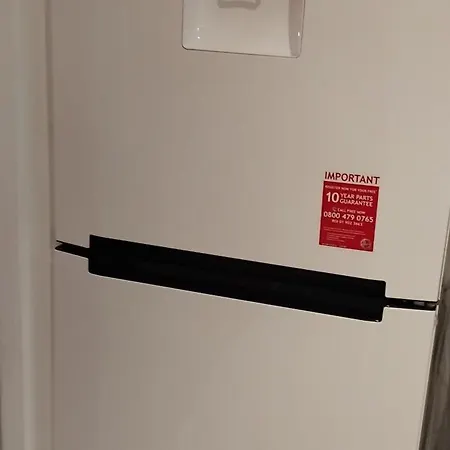 Δωμάτια σε οικογενειακή κατοικία 'n' Save Λονδίνο