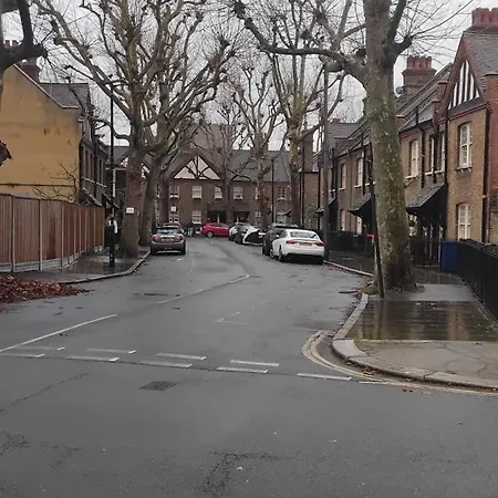 'n' Save London