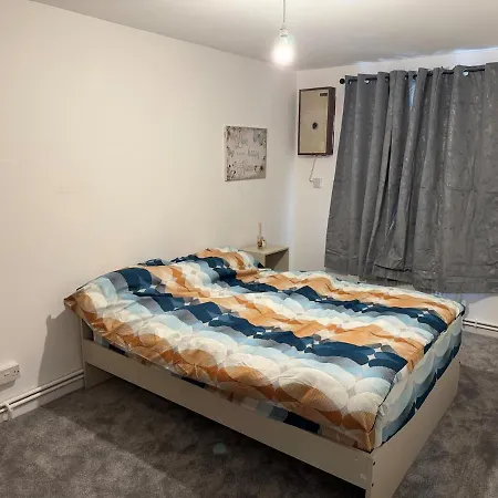 Modern 2 Bedroom Terrace