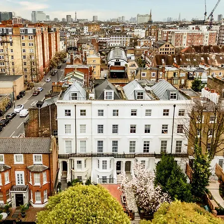 Grove Heights Notting Hill Apartment