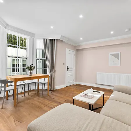Grove Heights Notting Hill Apartment London