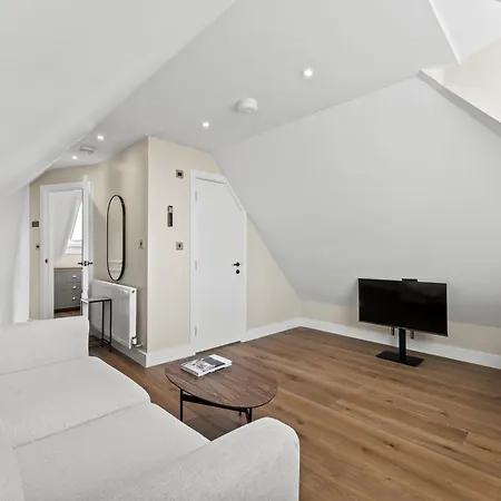 Grove Heights Notting Hill Apartment London