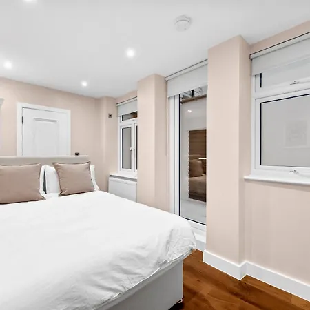 Apartment Grove Heights Notting Hill London