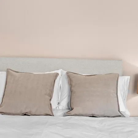 Grove Heights Notting Hill Apartment *