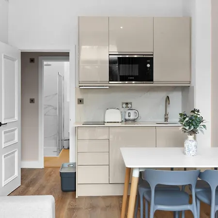 Grove Heights Notting Hill *