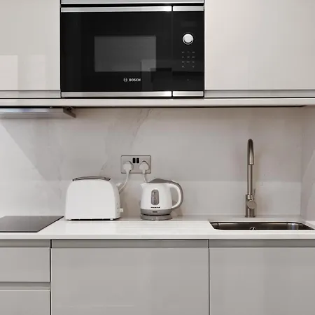Grove Heights Notting Hill Apartment London
