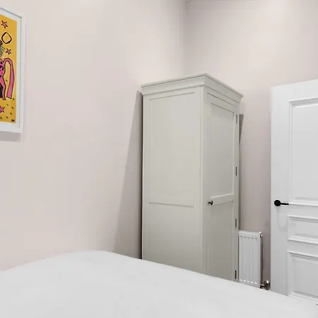Grove Heights Notting Hill Apartment London