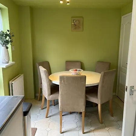 Holiday home Amazing 3 Bed House In New Cross *