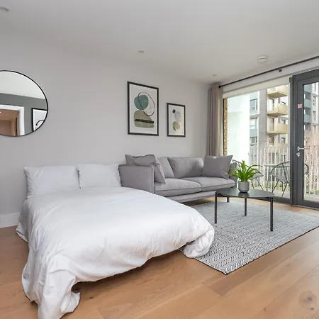 Montana - Modern Comfort & Prime Location Londres