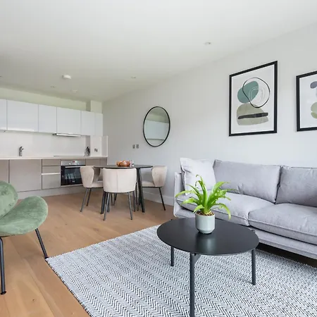 Montana - Modern Comfort & Prime Location Apartamento *