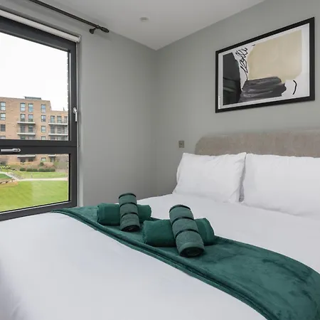Apartamento Montana - Modern Comfort & Prime Location *