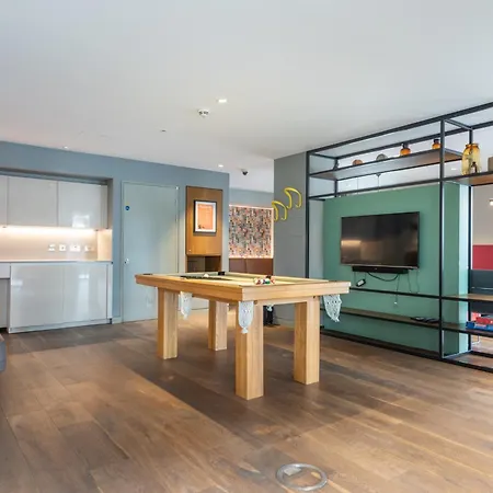Montana - Modern Comfort & Prime Location Apartamento Londres