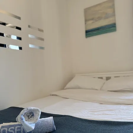 Apartment Modern Flat Overlooking Shoreditch London